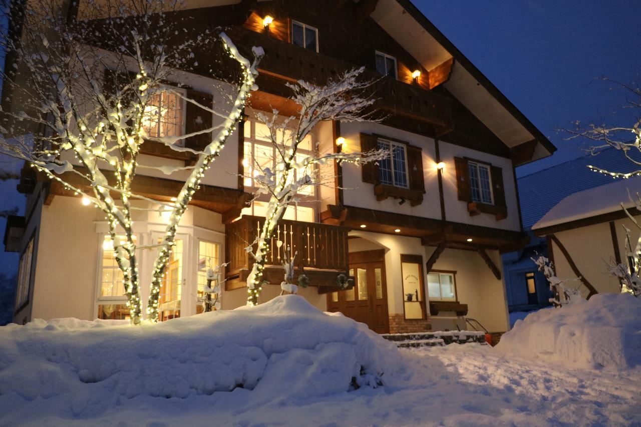 White Silver Hakuba Exterior photo