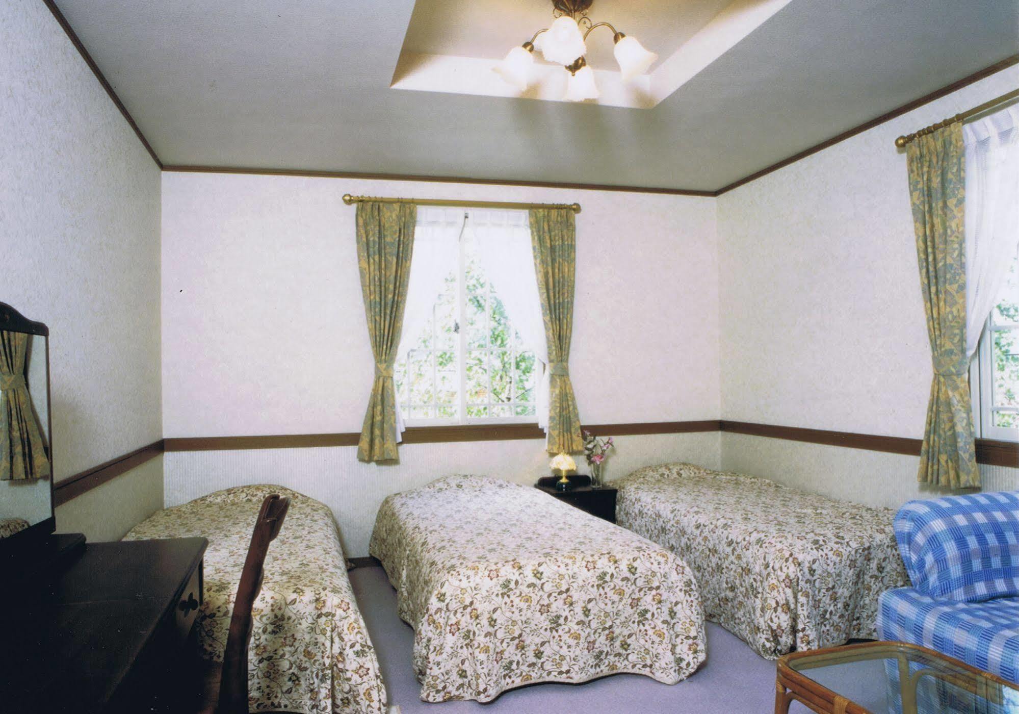 White Silver Hakuba Exterior photo